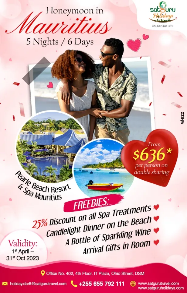 6580 mauritius honeymoon couple beach