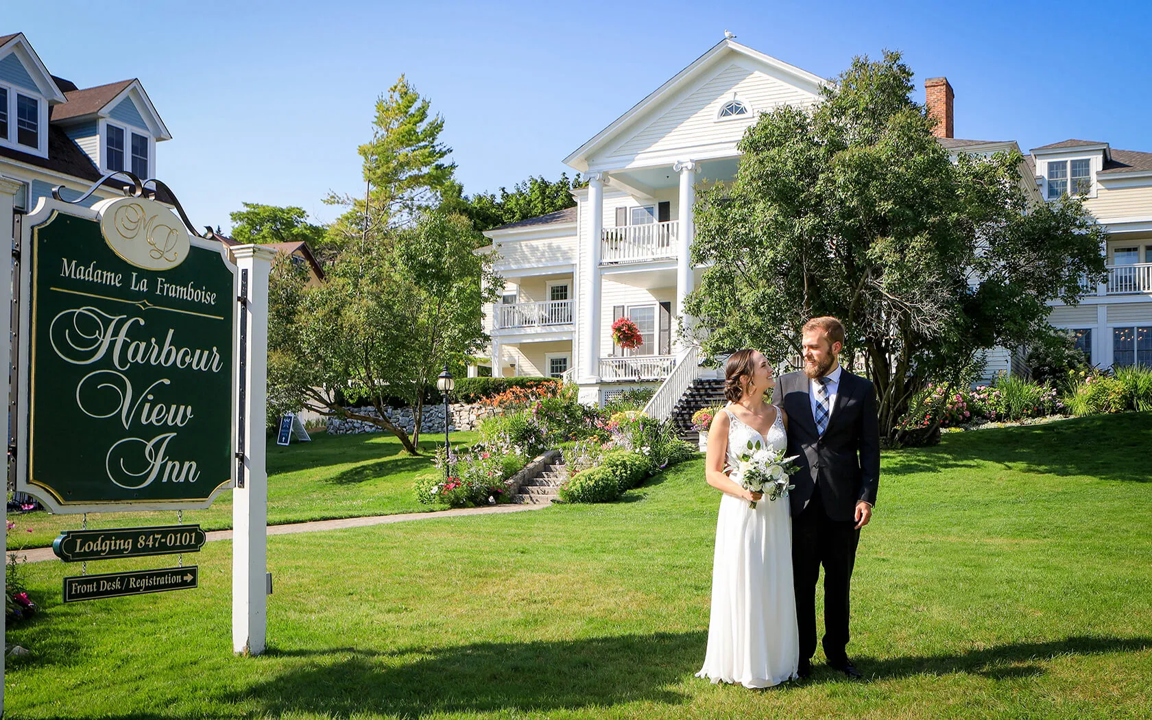 /img/6766-mackinac-island-view.webp
