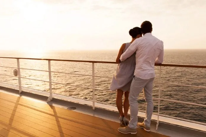 6837 cruise ship sunset