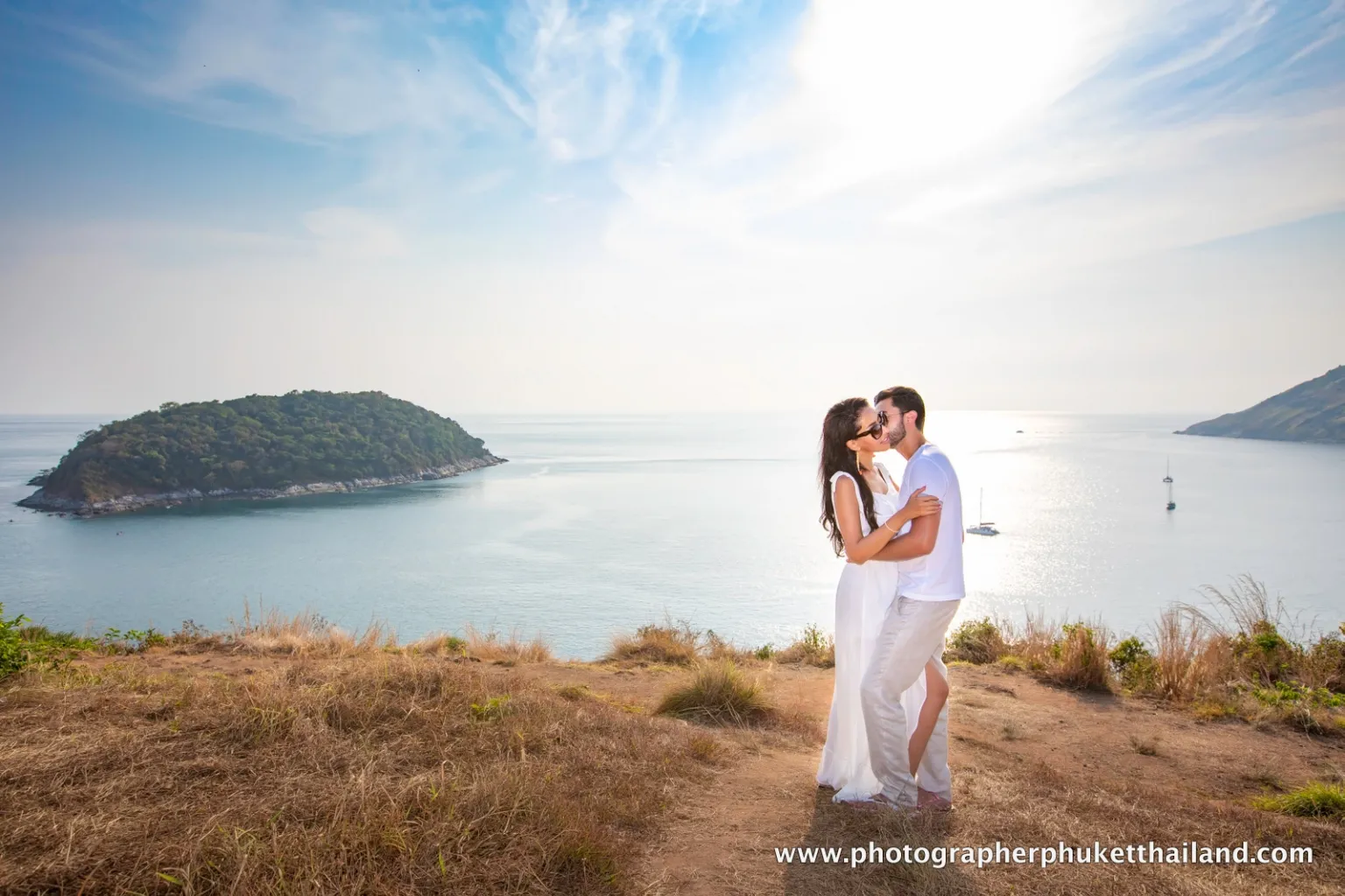 /img/6918-phuket-honeymoon-sunset.webp
